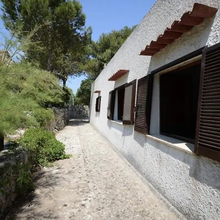 Villa Cuti Senior * Castro (Lecce)