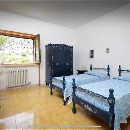 Villa Cuti Senior Castro (Lecce)